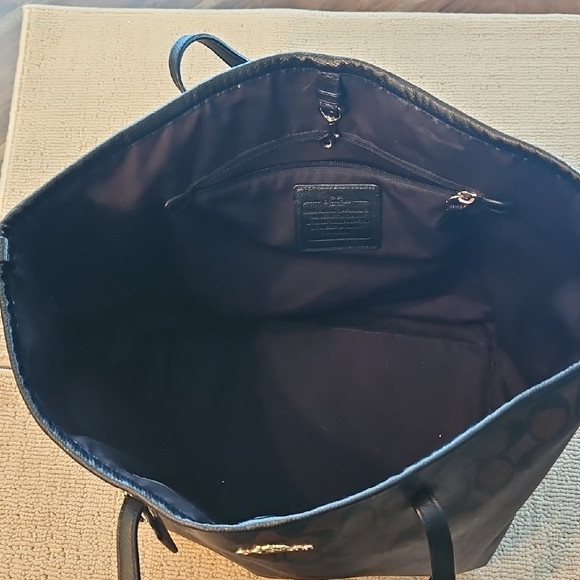 Coach Dark Gray Tote Bag and Wristlet Set - Picture 2 of 2